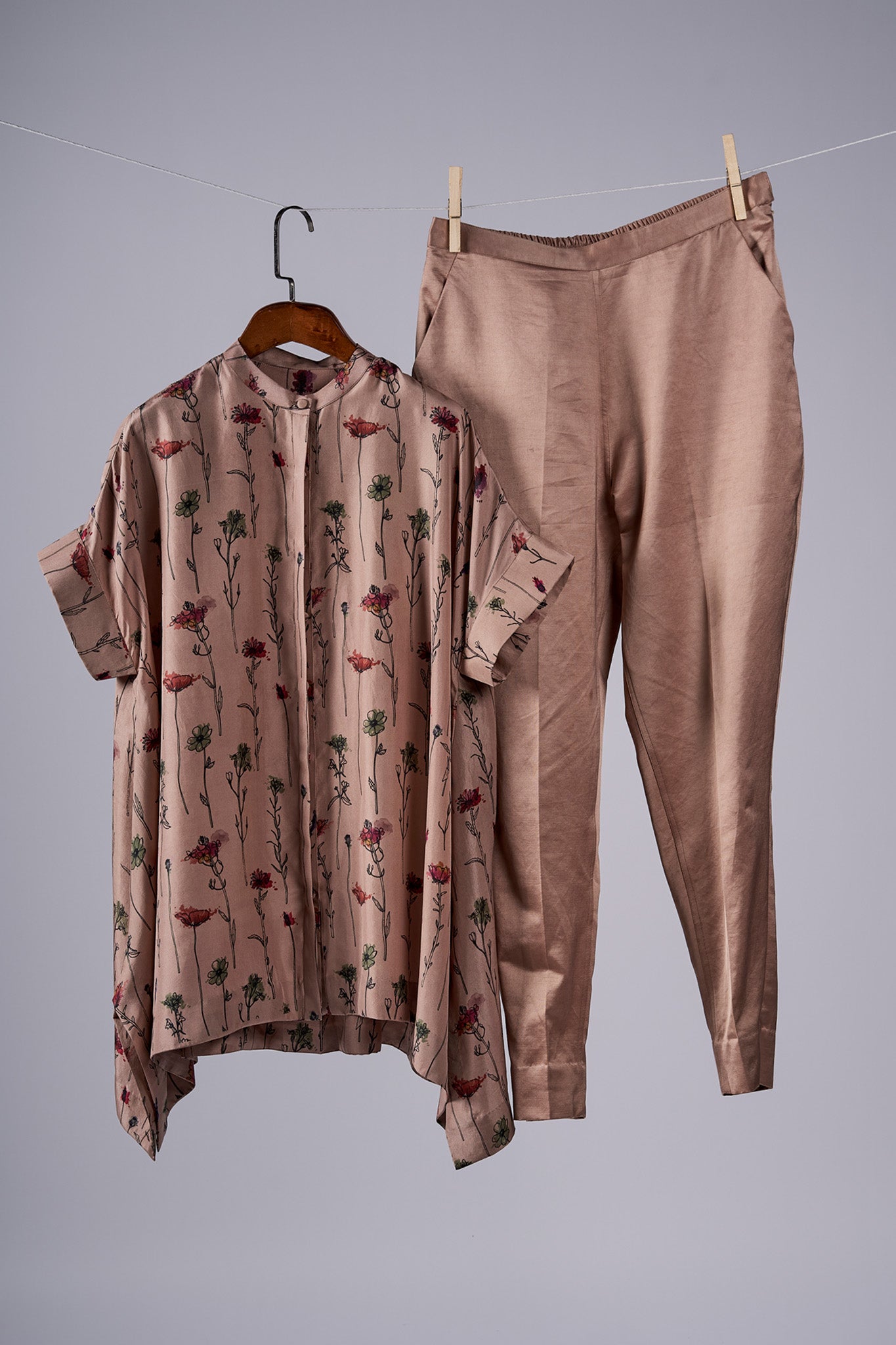 Beige flower sticks printed top with solid pants Coordinated set