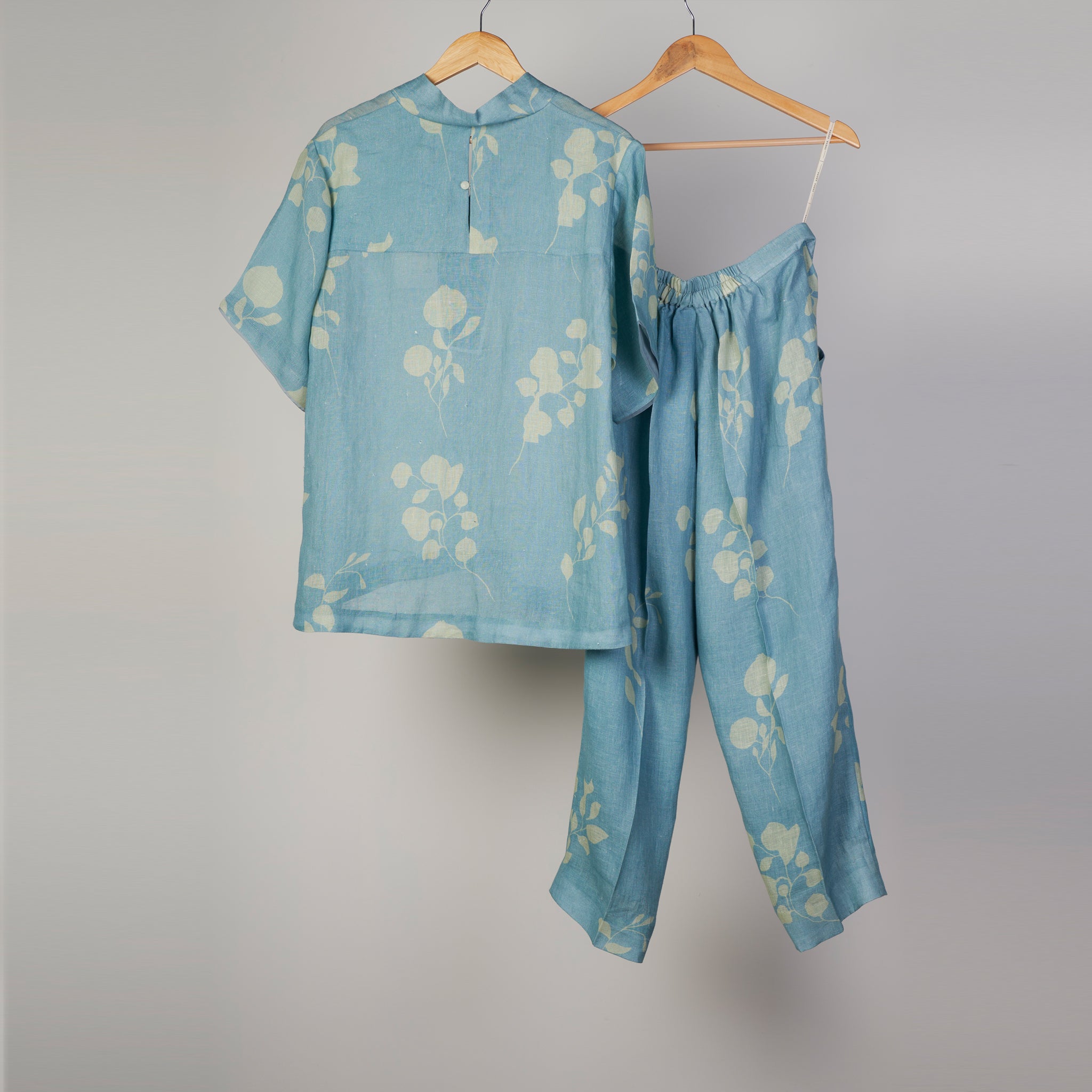 Grassland printed linen set