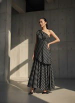 Load image into Gallery viewer, Black striped Murmur skirt set

