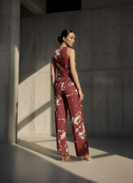 Load image into Gallery viewer, Red and Beige Lean-In Set
