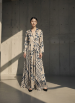 Load image into Gallery viewer, Beige and Teal Floral Printed Stroke Dress
