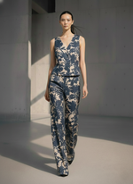 Load image into Gallery viewer, Teal and Beige Lean-In Set
