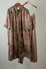 Load image into Gallery viewer, Beige camouflage printed tunic with solid pants Coordinated set
