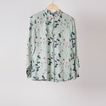 Load image into Gallery viewer, Mint Twig Print Evelyn shirt
