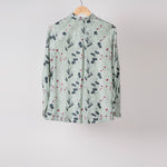 Load image into Gallery viewer, Mint Twig Print Evelyn shirt
