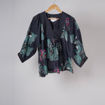 Load image into Gallery viewer, Marguerite tree print Blouse
