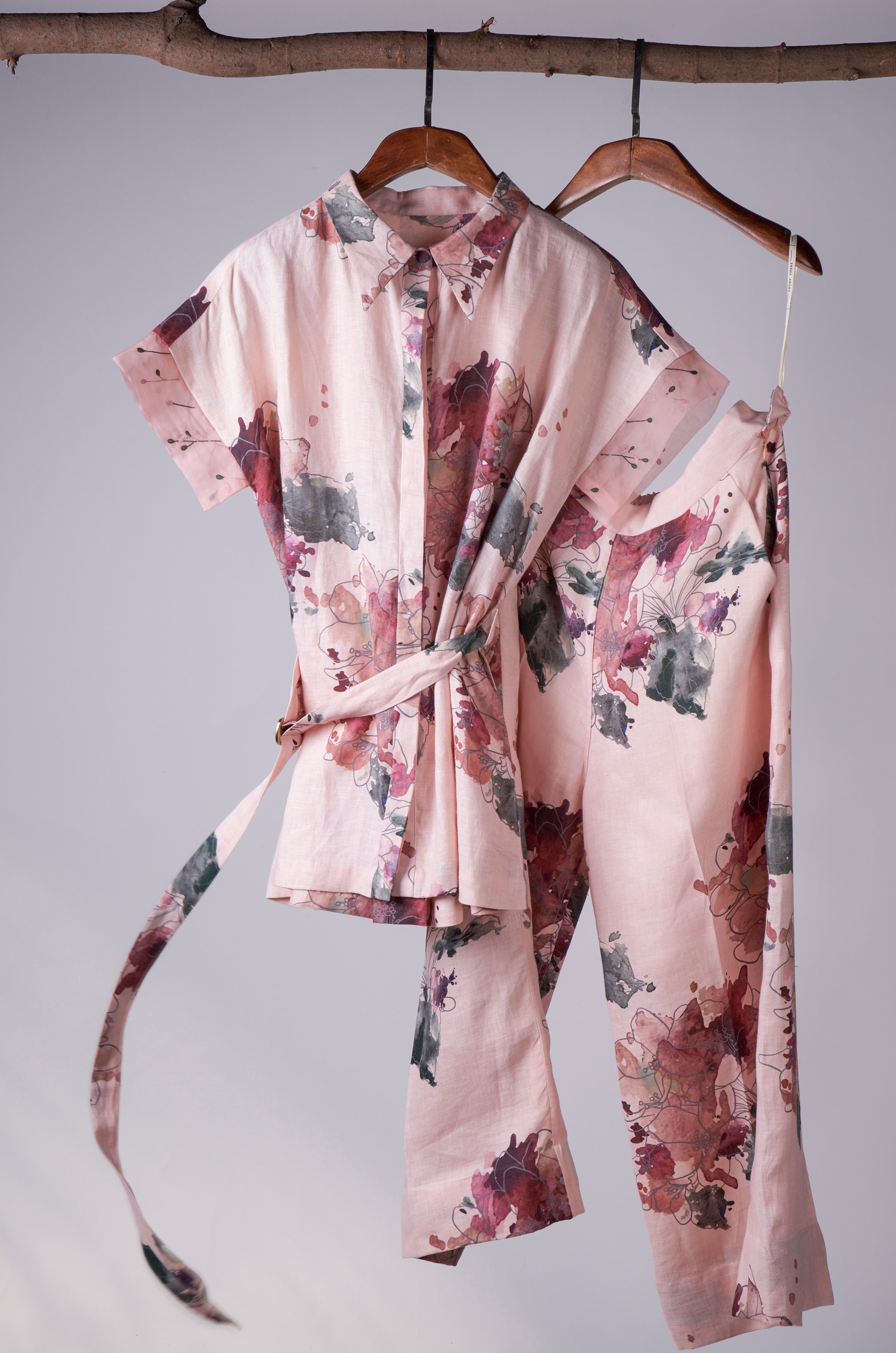 Hideaway Linen Set