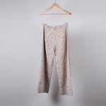 Load image into Gallery viewer, Beige triangle print pant
