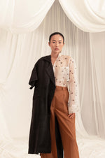 Load image into Gallery viewer, Buff Pleated Pants

