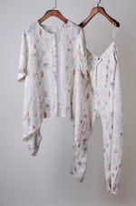 Load image into Gallery viewer, White house print linen set
