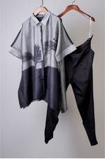 Load image into Gallery viewer, Black and grey printed top with solid pants Coordinated set
