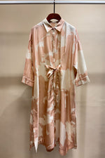 Load image into Gallery viewer, Peach Abstract Print Tunic
