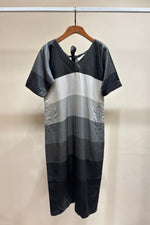 Load image into Gallery viewer, Black Shadow Printed Dress
