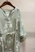 Load image into Gallery viewer, Mint and White Floral Tie-up Dress

