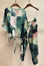 Load image into Gallery viewer, Green Paint Print Coy Set
