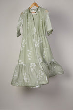 Load image into Gallery viewer, Mint And White Printed Tiered Dress
