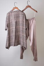Load image into Gallery viewer, Beige striped flary top with Solid pants
