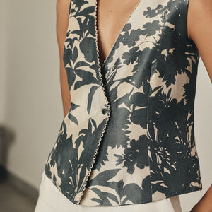 Night Curve Waist Coat