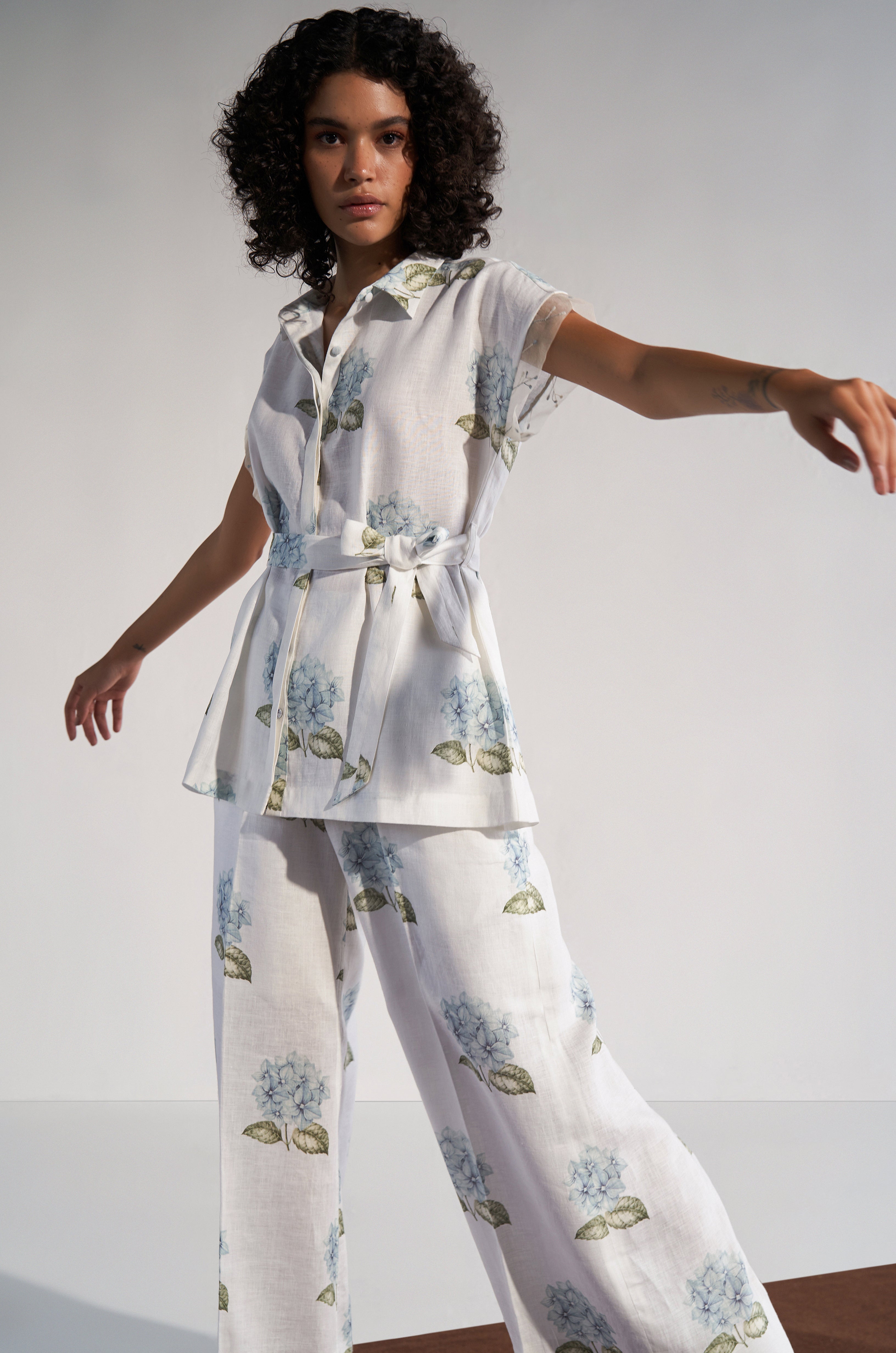 Getaway Printed Linen Set