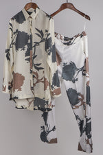 Load image into Gallery viewer, Off-white printed shirt with printed pants Coordinated set
