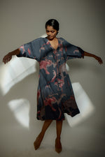 Load image into Gallery viewer, Dusked abstract print dress

