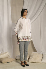 Load image into Gallery viewer, House Print Asymmetric Shirt
