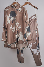 Load image into Gallery viewer, Beige printed shirt with printed pants Coordinated set
