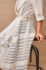 Load image into Gallery viewer, Off White Floral Striper Flared Dress
