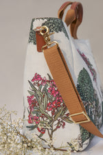Load image into Gallery viewer, Miniature Print Capacious Tote Bag
