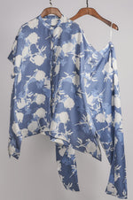 Load image into Gallery viewer, Blue floral printed top with printed pants Coordinated set

