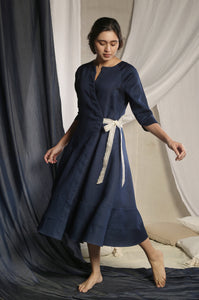 Overlap Tie-up Dress