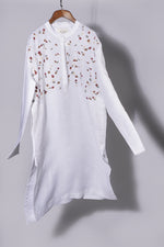 Load image into Gallery viewer, White embroidered kurta
